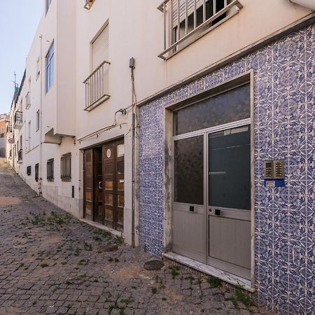 Lagos Classic By Homing Exterior photo